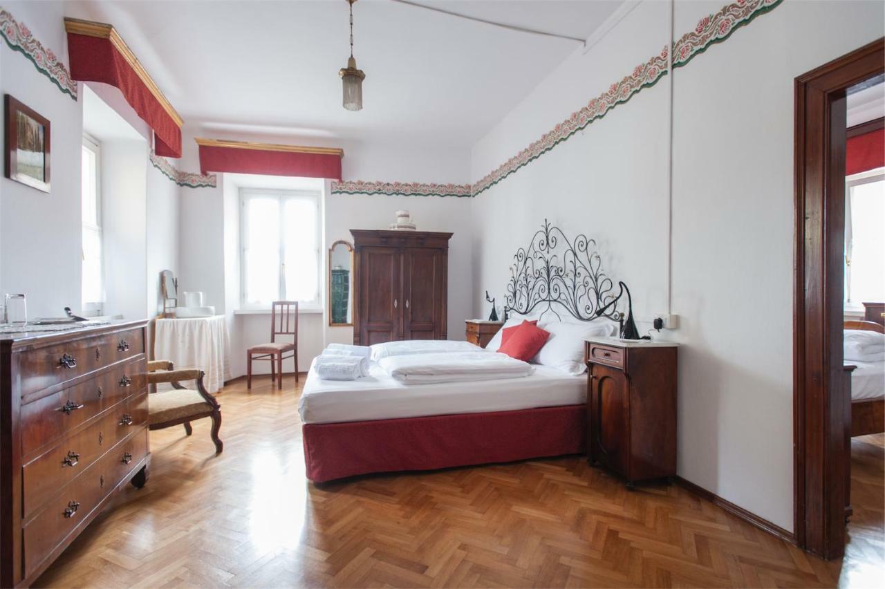 Apartamento Dimora Storica Caproni Arco Exterior foto