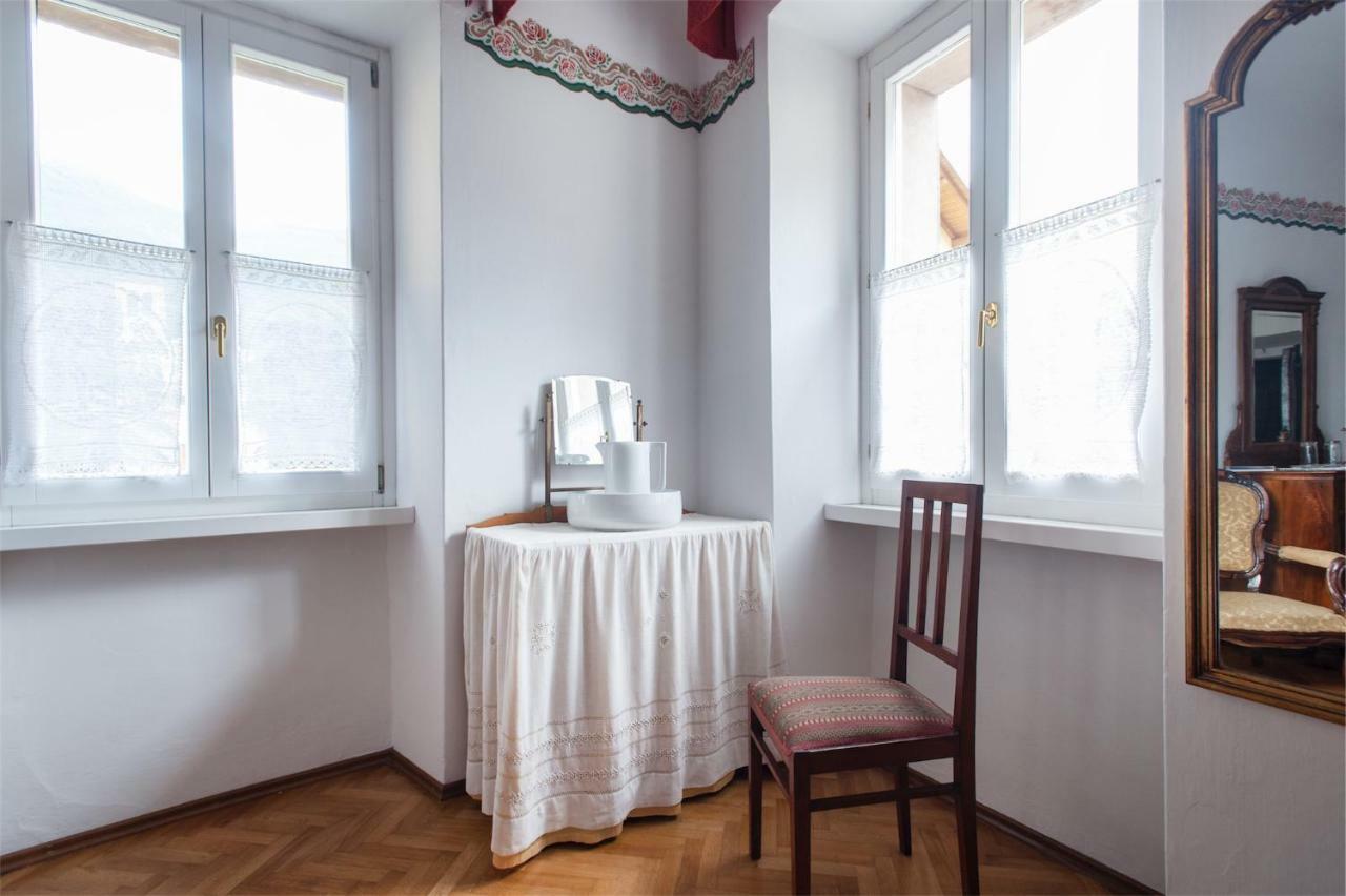 Apartamento Dimora Storica Caproni Arco Exterior foto