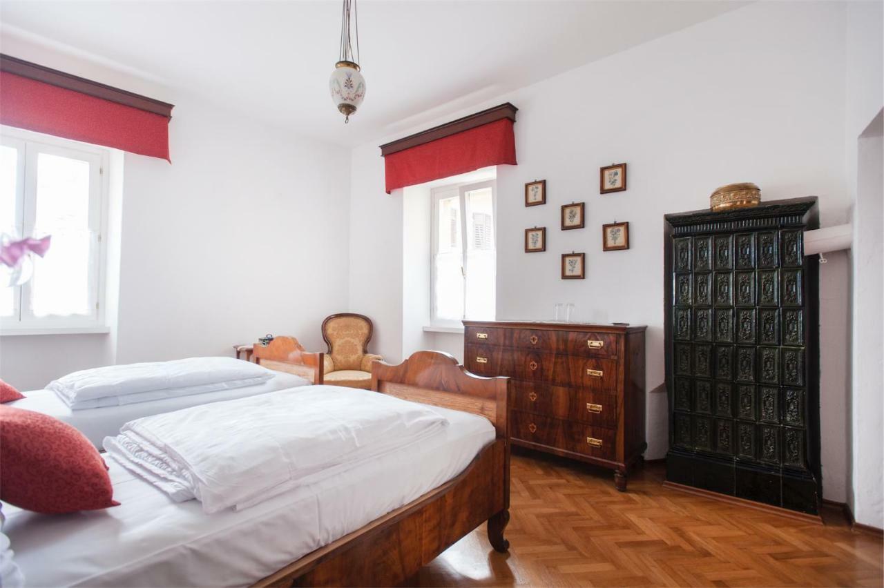Apartamento Dimora Storica Caproni Arco Exterior foto